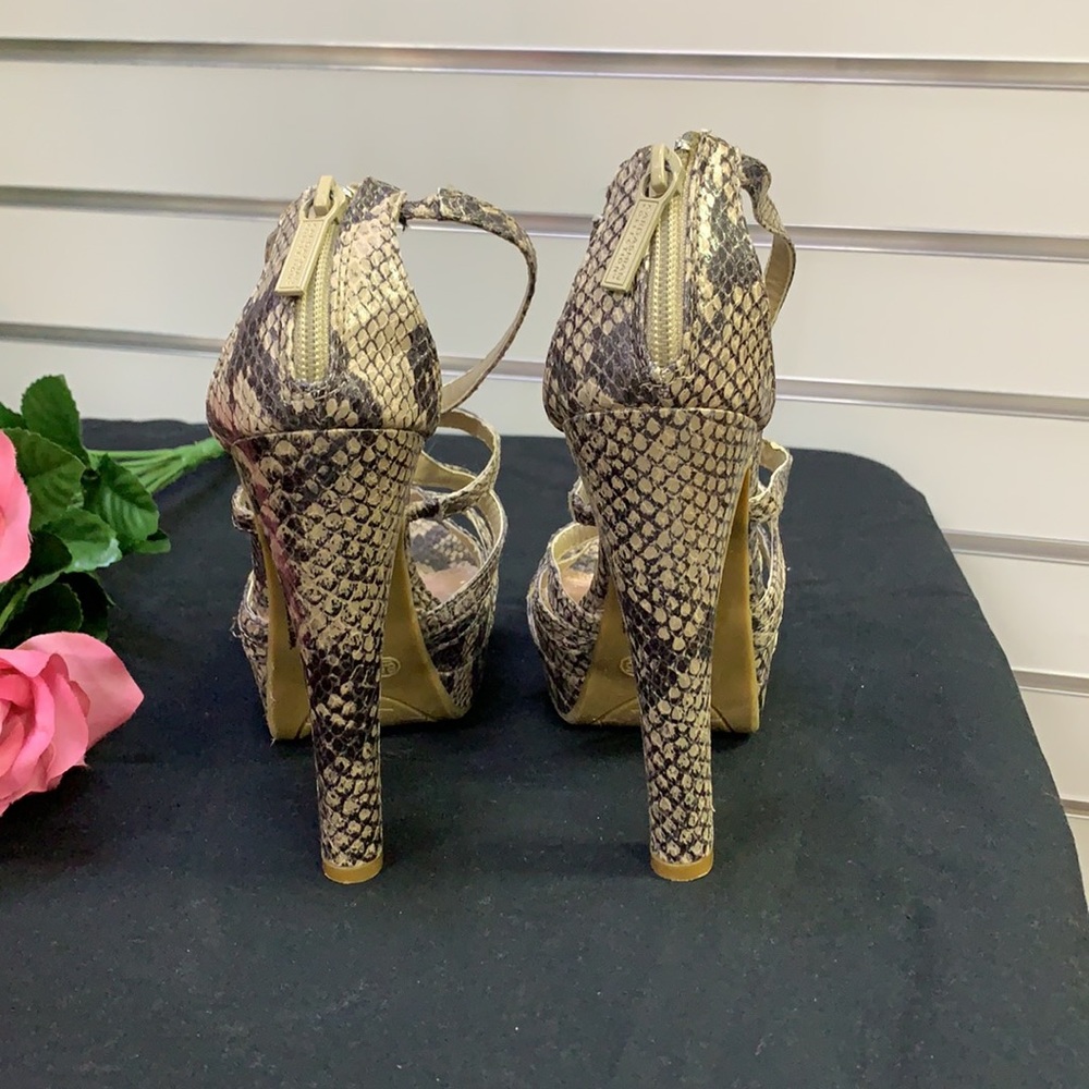 Kardashian Kollection Python Heel - Picture 3 of 7